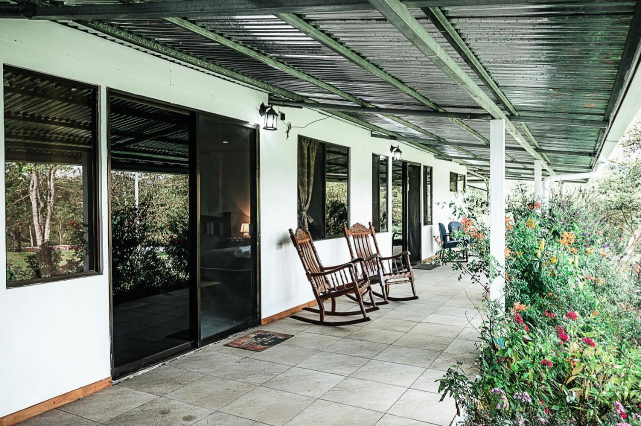 Little Paradise Nuevo Arenal Exterior foto